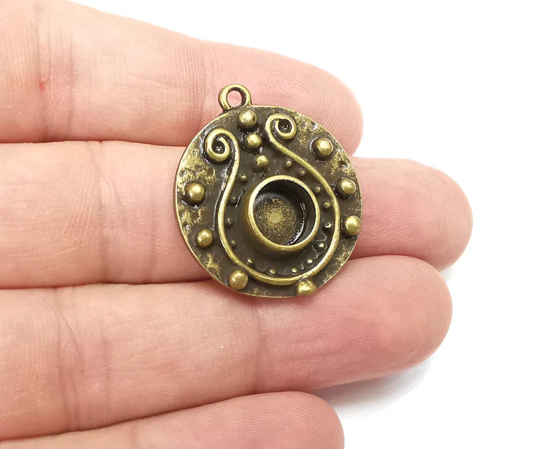 Unique Pendant Bezel, Resin Blank, inlay Mounting, Mosaic Frame Cabochon Base Dry Flower Setting, Antique Bronze Plated (8mm) G29063