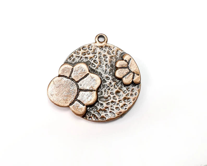 Flower Hammered Disc Dangle Charms, Antique Copper Plated Charms (32x32mm) G29086