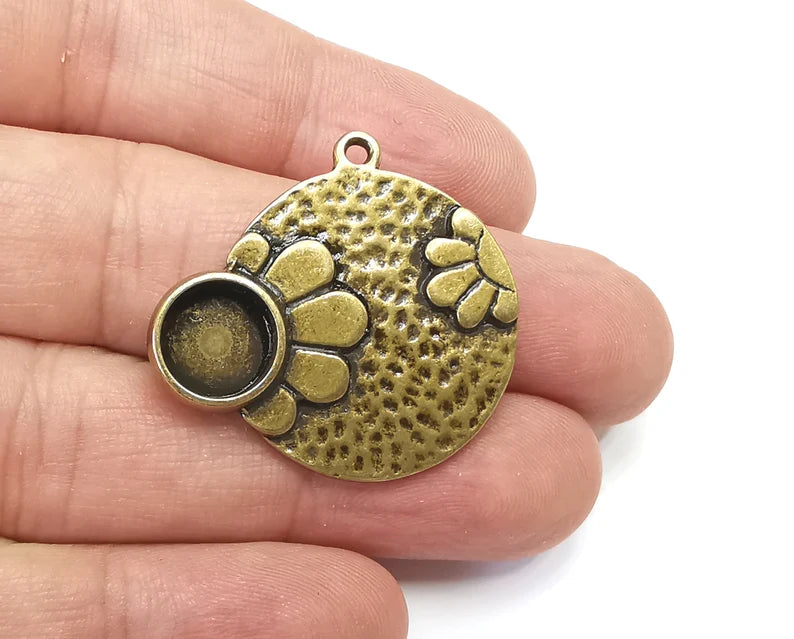 Flower Charms Pendant Bezels, Resin Blank, inlay Mountings, Mosaic Frame, Cabochon Bases Flower Settings Antique Bronze Plated (10mm) G29123