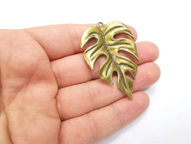 Monstera Leaf Charms Pendant Antique Bronze Plated (59x39mm) G29122