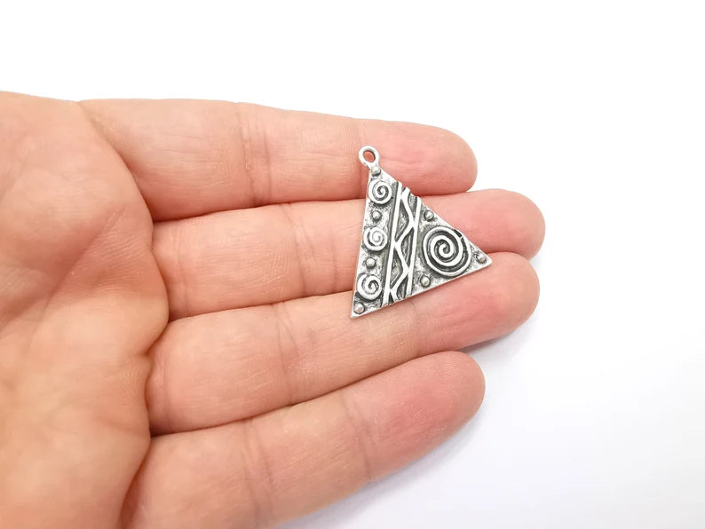 Unique Triangle Silver Charms, Antique Silver Plated (31mm) G29146