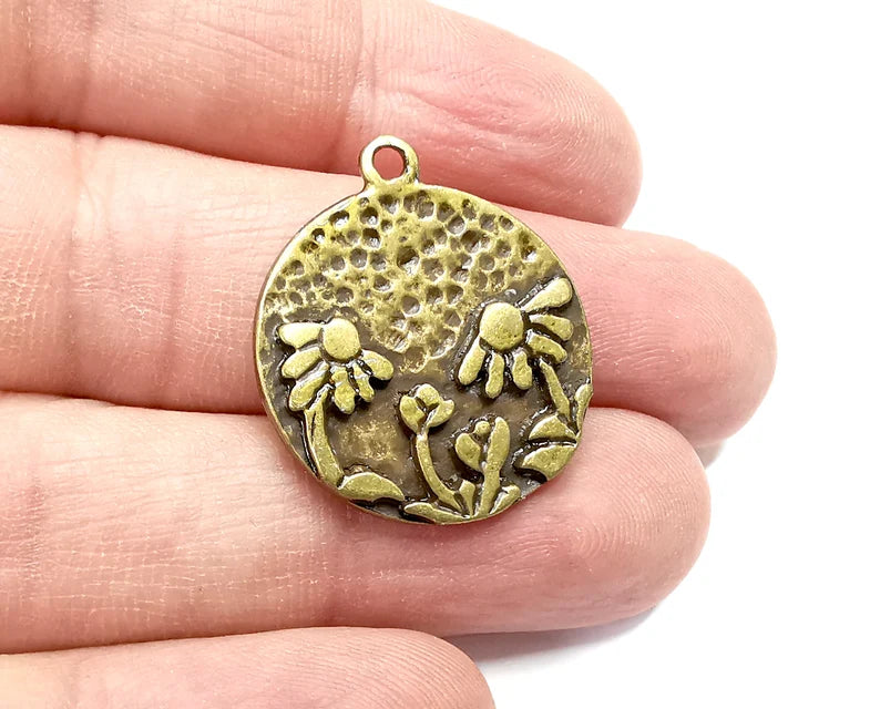 Flower Charms, Hammered Round Pendant Antique Bronze Plated (28x24mm) G29439