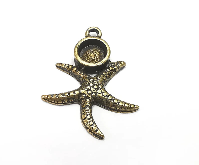 2 Starfish Charms, Sea Ocean Charms Blank Resin Bezel Mounting Cabochon Base Setting Antique Bronze Plated (6mm Blank) G29450