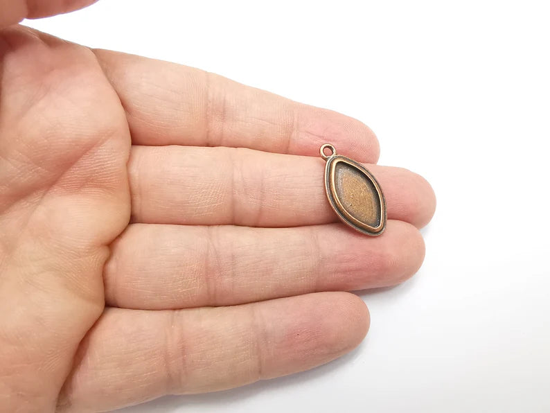 2 Marquise Charm Bezel, Resin Blank, inlay Mounting, Mosaic Pendant Frame, Cabochon Base,Dry Flower Setting, Antique Copper (18x10mm) G29455