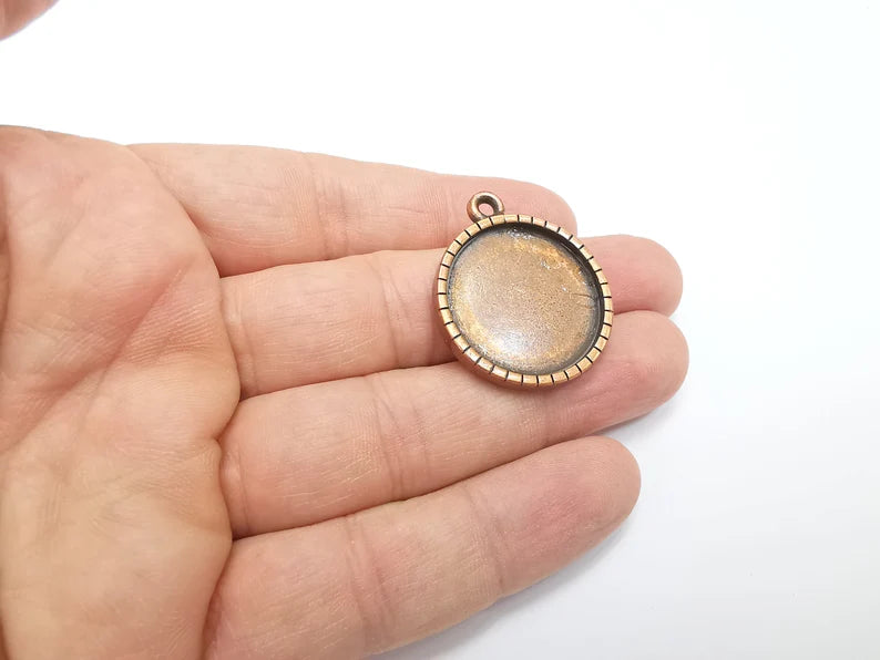 Round Pendant Bezel Blanks, Resin Bezel Bases, Mosaic Mountings, Polymer Clay base, Antique Copper Plated (25mm) G29456