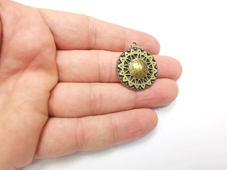 Unique Bronze Charms, Antique Bronze Plated (29x25mm) G29071