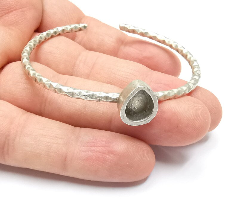Bracelet Blank Cuff Bezel Resin Cuff inlay Blank Glass Cabochon Base Bezel Hammered Adjustable Antique Silver Bracelet (10x8mm ) G29163