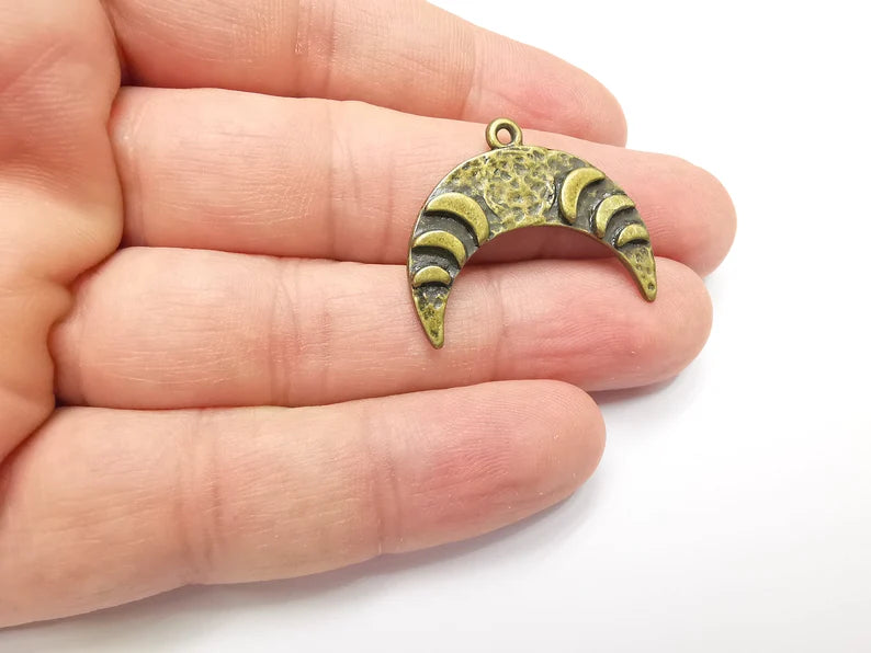 2 Crescent Charms Moon Pendant Antique Bronze Plated (30x24mm) G29165