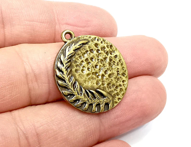 Fern Leaf Charms Hammered Disc Pendant Antique Bronze Plated (28x25mm) G29187