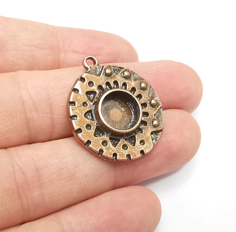 Antique Copper Charms Pendant Bezel, Resin Blank, inlay Mounting, Mosaic Frame Cabochon Base, Antique Copper Plated (8mm) G29186