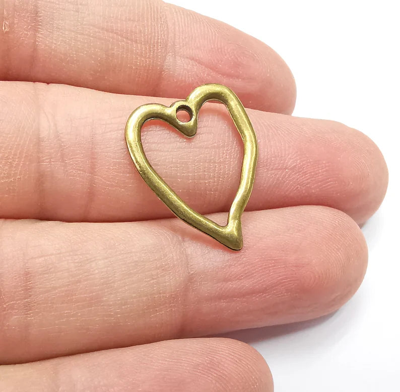 5 Heart Charms Antique Bronze Plated Charms (23x19mm) G29201