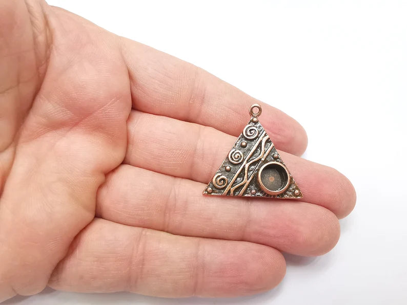 Antique Copper Triangle Charms Pendant Bezel, Resin Blank, inlay Mounting, Mosaic Frame Cabochon Base, Antique Copper Plated (8mm) G29209