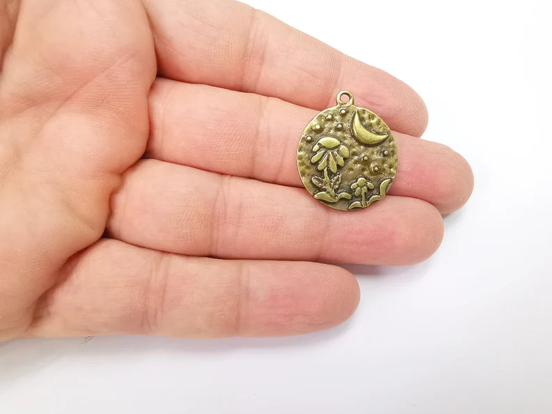 Daisy Flower Leaf Charms Crescent Star Hammered Disc Pendant Antique Bronze Plated (27x24mm) G29229