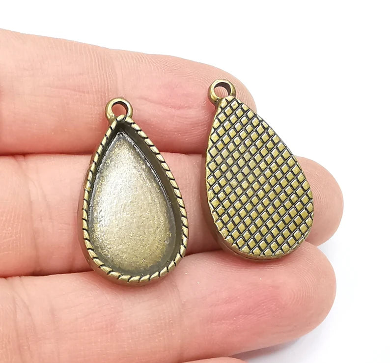 2 Teardrop Charm Bezel, Resin Blank, Mosaic Pendant Frame, Cabochon Base,Dry Flower Setting, Antique Bronze Plated (23x14mm) G29241