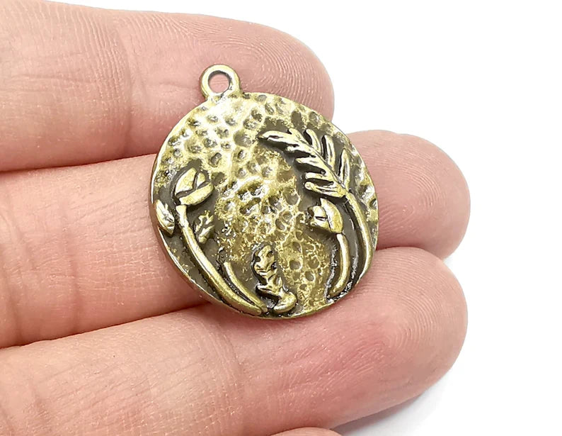 Tulip, Fern Flowers Charms, Hammered Disc Pendant Antique Bronze Plated (28x25mm) G29243