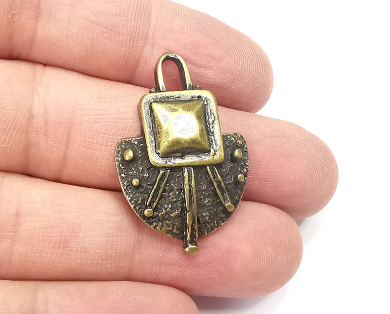 Ethnic Charms, Pendant Antique Bronze Plated (35x23mm) G29244