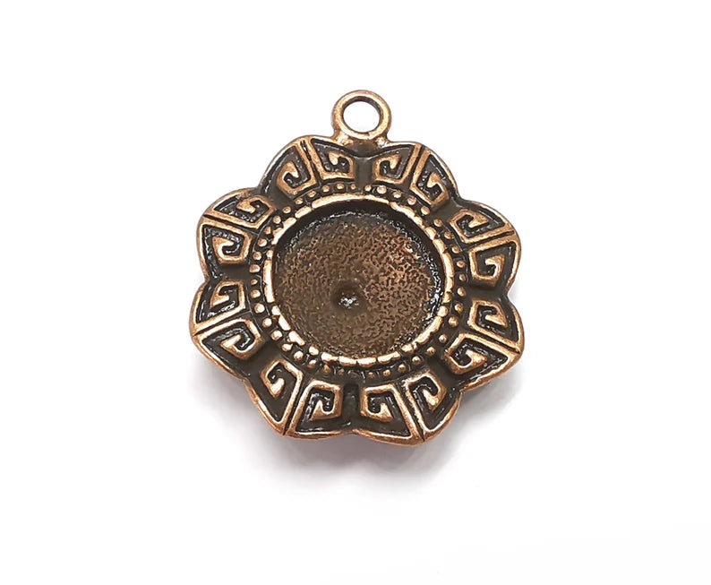 Ethnic Charms Pendant Bezels, Resin Blank, inlay Mountings, Mosaic Frame, Cabochon Bases Flower Settings Antique Copper (14mm) G29471