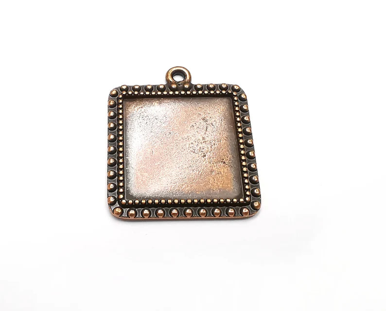 Square Pendant Blanks, Resin Bezel Bases, Mosaic Mountings, Dry flower Frame, Polymer Clay base, Antique Copper Plated (25x25mm) G29258