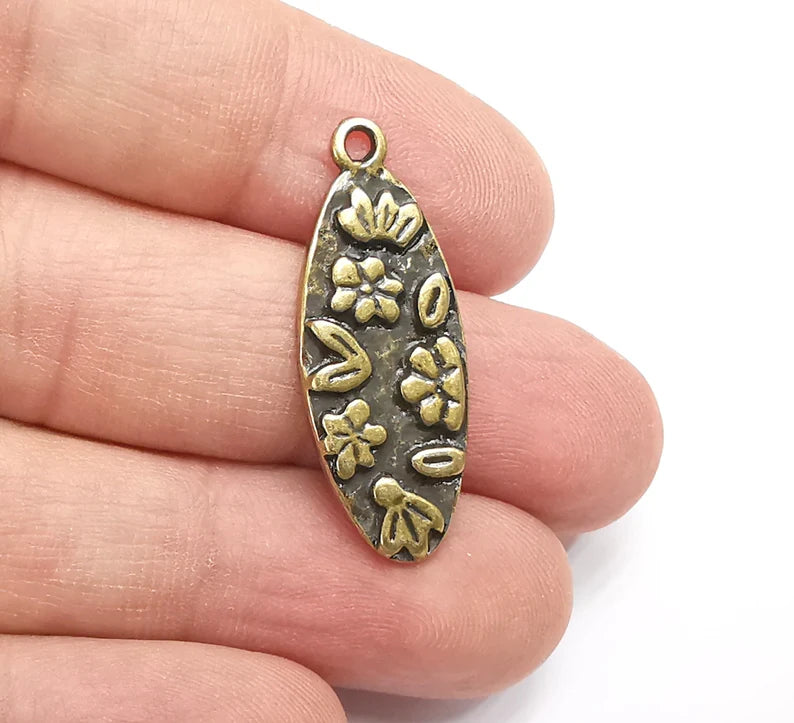 Flower Charms, Leaf Oval Dangle Pendant, Earring Charms, Jewelry Findings, Antique Bronze Plated (34x13mm) G29481