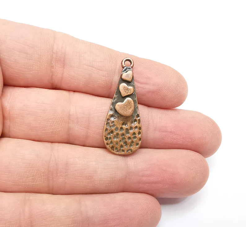 2 Heart Charms Hammered Teardrop Pendant Antique Copper Plated (33x13mm) G29270