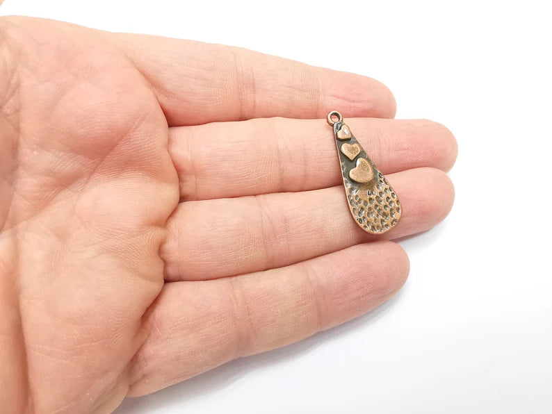 2 Heart Charms Hammered Teardrop Pendant Antique Copper Plated (33x13mm) G29270