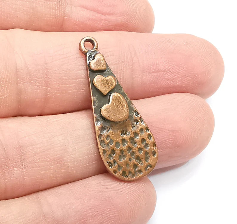2 Heart Charms Hammered Teardrop Pendant Antique Copper Plated (33x13mm) G29270