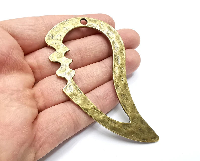 Hammered Pendant, Antique Bronze Plated Pendant (92x50mm) G29282