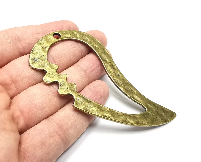 Hammered Pendant, Antique Bronze Plated Pendant (92x50mm) G29282