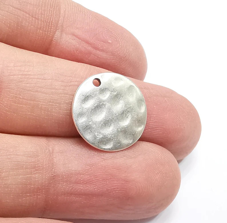 5 Hammered Disc Charms, Antique Silver Plated Pendant, Earring Charms, Bracelet Charms (16mm) G29488