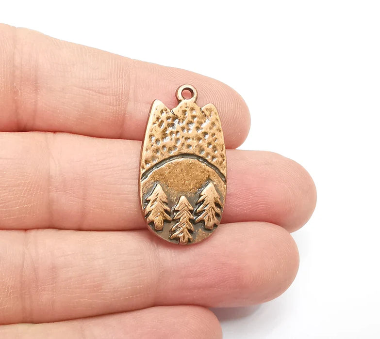 Trees Hill Charms, Hammered Pendant, Antique Copper Plated (32x17mm) G29284