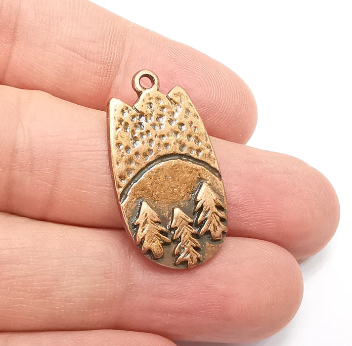 Trees Hill Charms, Hammered Pendant, Antique Copper Plated (32x17mm) G29284