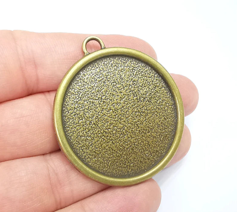 Round Pendant Bezel, Resin Blank, inlay Mounting, Mosaic Pendant Frame, Cabochon Base,Dry Flower Setting, Antique Bronze (39mm) G29604