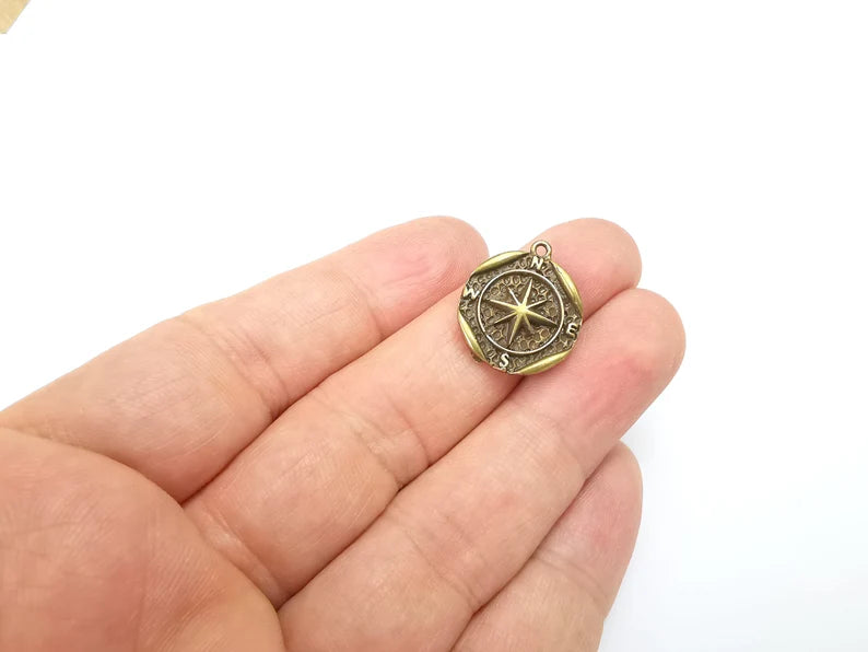 5 Bronze Compass Charms, Antique Bronze Plated (21x18mm) G29617