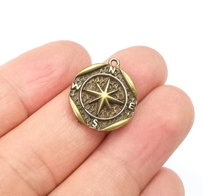 5 Bronze Compass Charms, Antique Bronze Plated (21x18mm) G29617