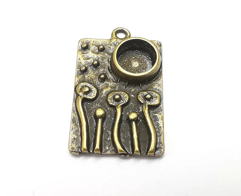 Flower Charms Mushrooms Plants Hammered Charms Blank Resin Bezel Mounting Cabochon Base Setting Antique Bronze Plated (8mm Blank) G29438
