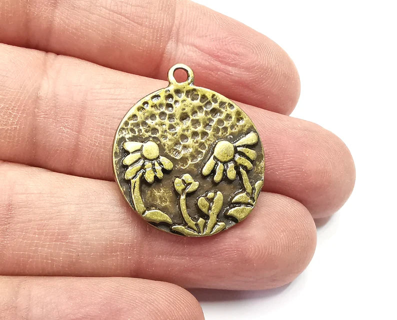 Flower Charms, Hammered Round Pendant Antique Bronze Plated (28x24mm) G29439