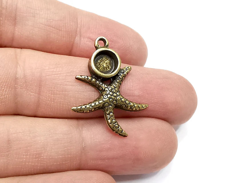 2 Starfish Charms, Sea Ocean Charms Blank Resin Bezel Mounting Cabochon Base Setting Antique Bronze Plated (6mm Blank) G29450
