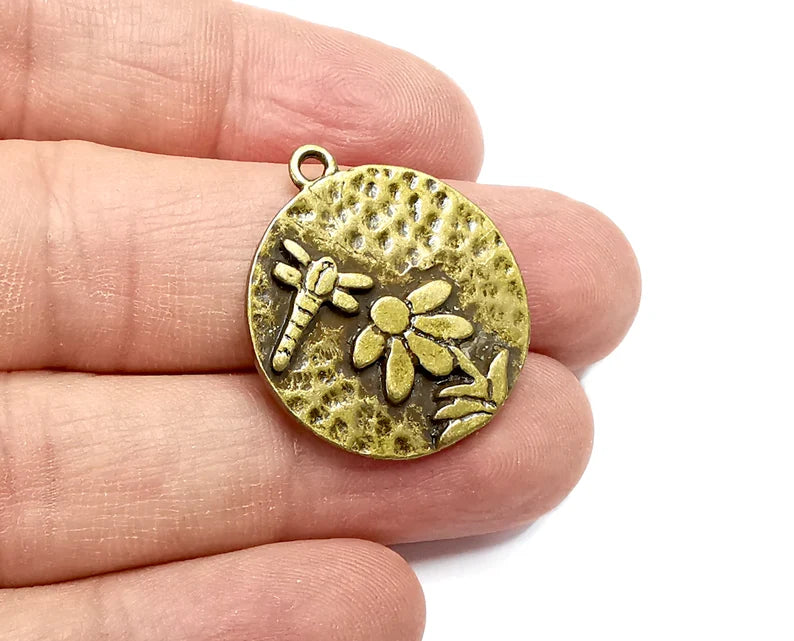 Dragonfly Daisy Flower Leaf Charms, Hammered Disc Pendant Antique Bronze Plated (28x25mm) G29451