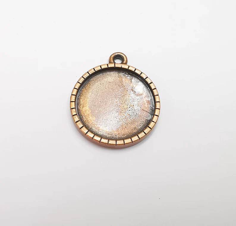 Round Pendant Bezel Blanks, Resin Bezel Bases, Mosaic Mountings, Polymer Clay base, Antique Copper Plated (25mm) G29456