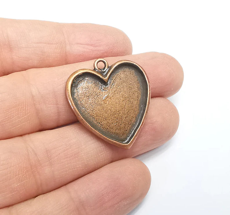 Heart Charm Bezel, Resin Blank, inlay Mounting, Mosaic Pendant Frame, Cabochon Base,Dry Flower Setting,Antique Copper Plated 25x20mm G29677