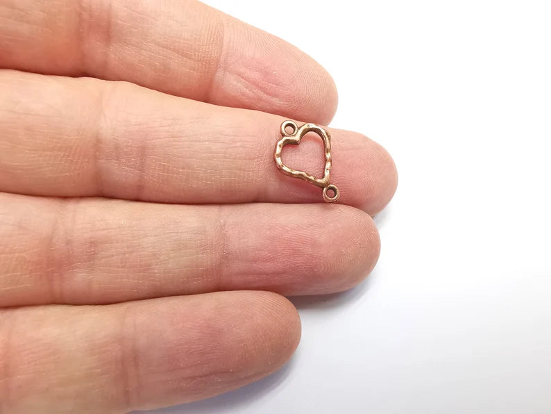 10 Heart Hammered (Doubled Sided) Charms Connector Antique Copper Plated Charms (17x12mm) G29683