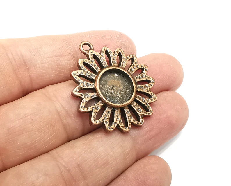 Flower Charms Pendant Bezels, Resin Blank, inlay Mountings, Mosaic Frame, Cabochon Bases Flower Settings Antique Copper Plated (12mm) G29692