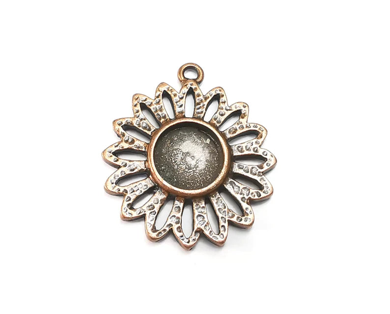 Flower Charms Pendant Bezels, Resin Blank, inlay Mountings, Mosaic Frame, Cabochon Bases Flower Settings Antique Copper Plated (12mm) G29692