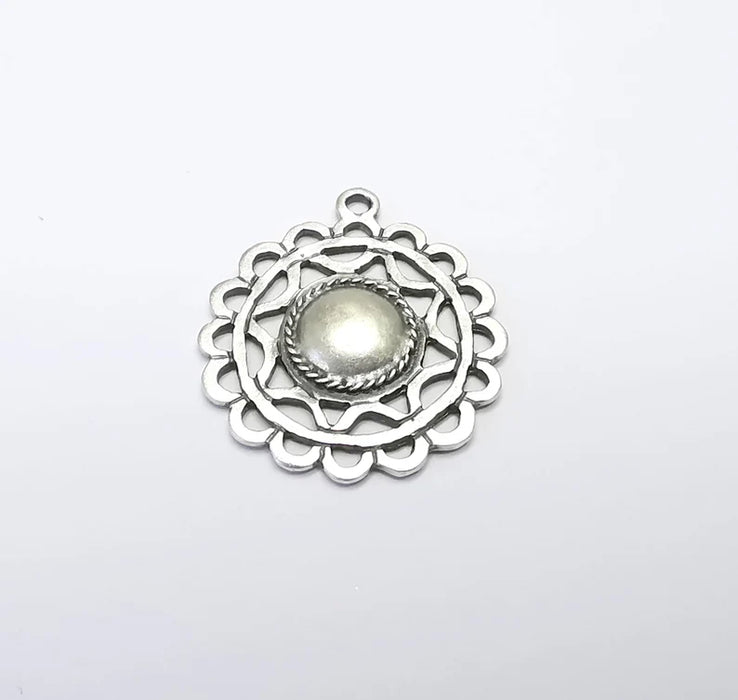 2 Flowers Charms, Antique Silver Plated Pendant (32x28mm) G29695