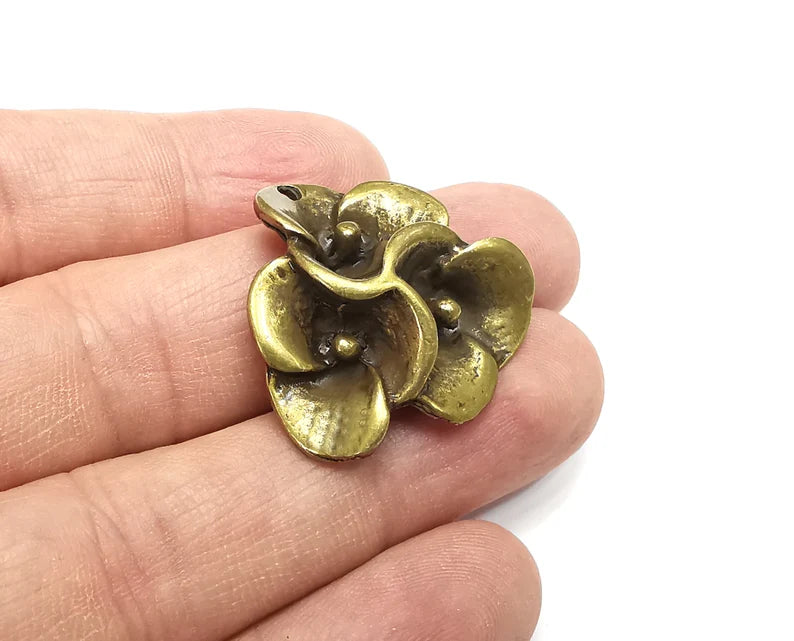 Flower Charms Pendant Antique Bronze Plated Charms (29x29mm) G29467