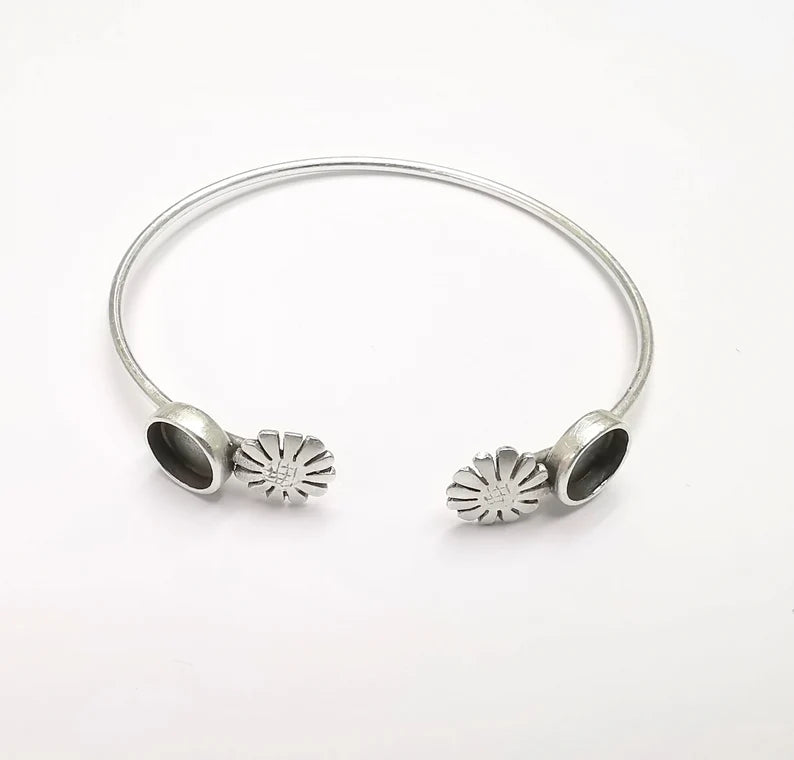 Silver Flower Bracelet Blank Cuff Bezel Cabochon Base Resin Mountings Adjustable Antique Silver Plated Brass (8mm Blanks) G29497