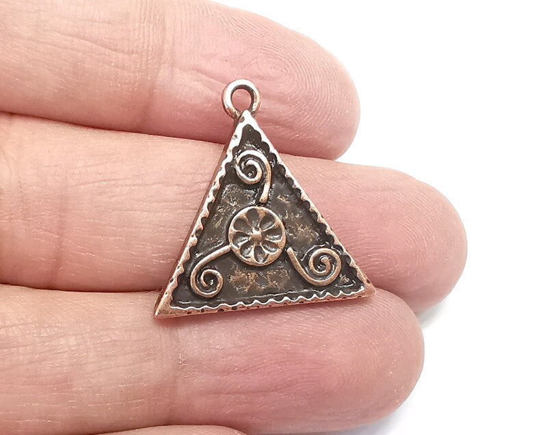2 Triangle Flower Swirl Charms, Antique Copper Plated Pendant (25x25mm) G29744