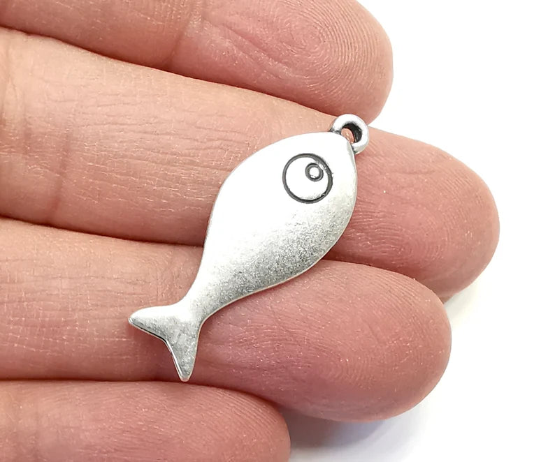 700 Pcs Fish Charms Antique Silver Plated Charms (33x13mm) G29763