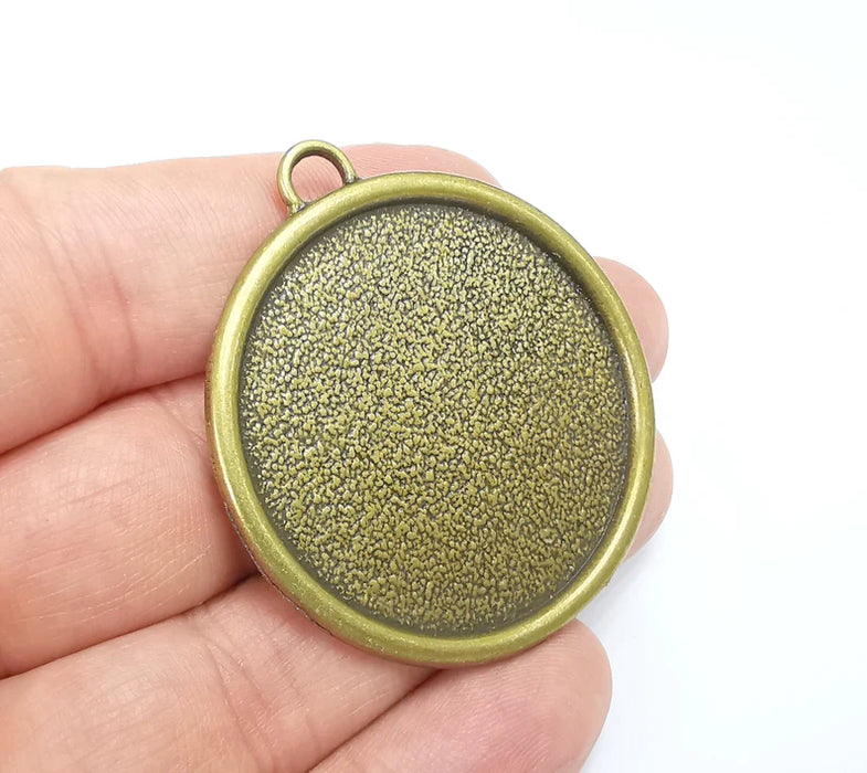 Round Pendant Bezel, Resin Blank, inlay Mounting, Mosaic Pendant Frame, Cabochon Base,Dry Flower Setting, Antique Bronze (39mm) G29604