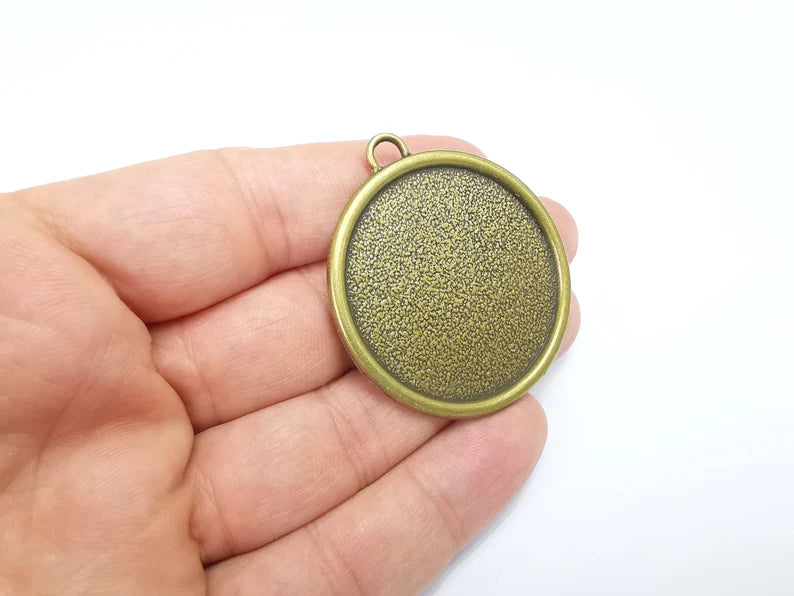 Round Pendant Bezel, Resin Blank, inlay Mounting, Mosaic Pendant Frame, Cabochon Base,Dry Flower Setting, Antique Bronze (39mm) G29604